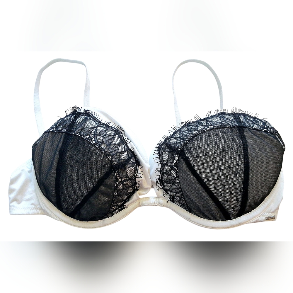 Victoria's Secret Very Sexy Black and White Lace Push-up Bra with Underwire 36C